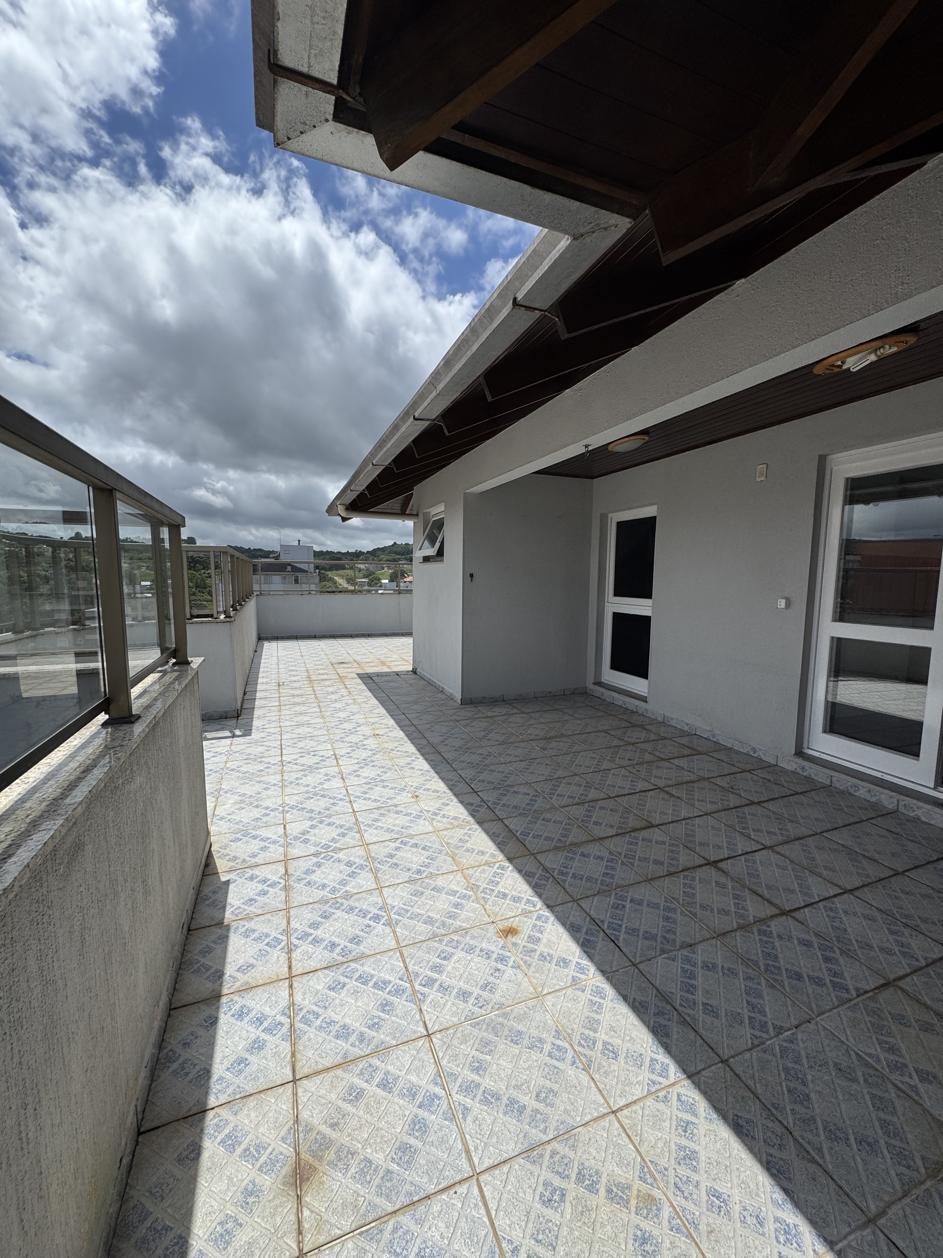 Cobertura Duplex no Centro de Nova Prata com Vista Panorâmica