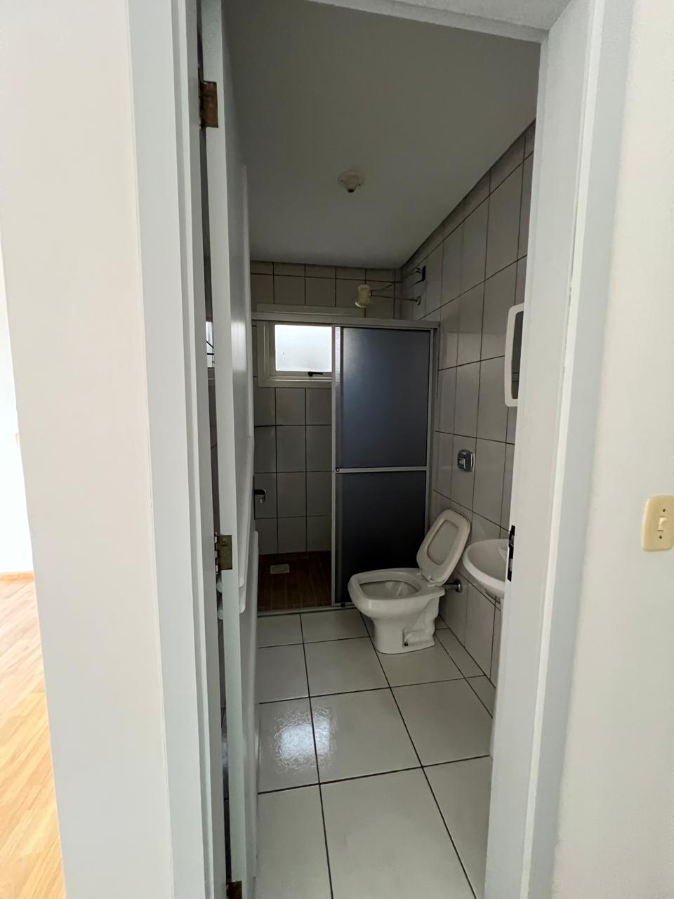 Apartamento Bem Iluminado com Vista Aberta e Ambientes Amplos - Foto 6