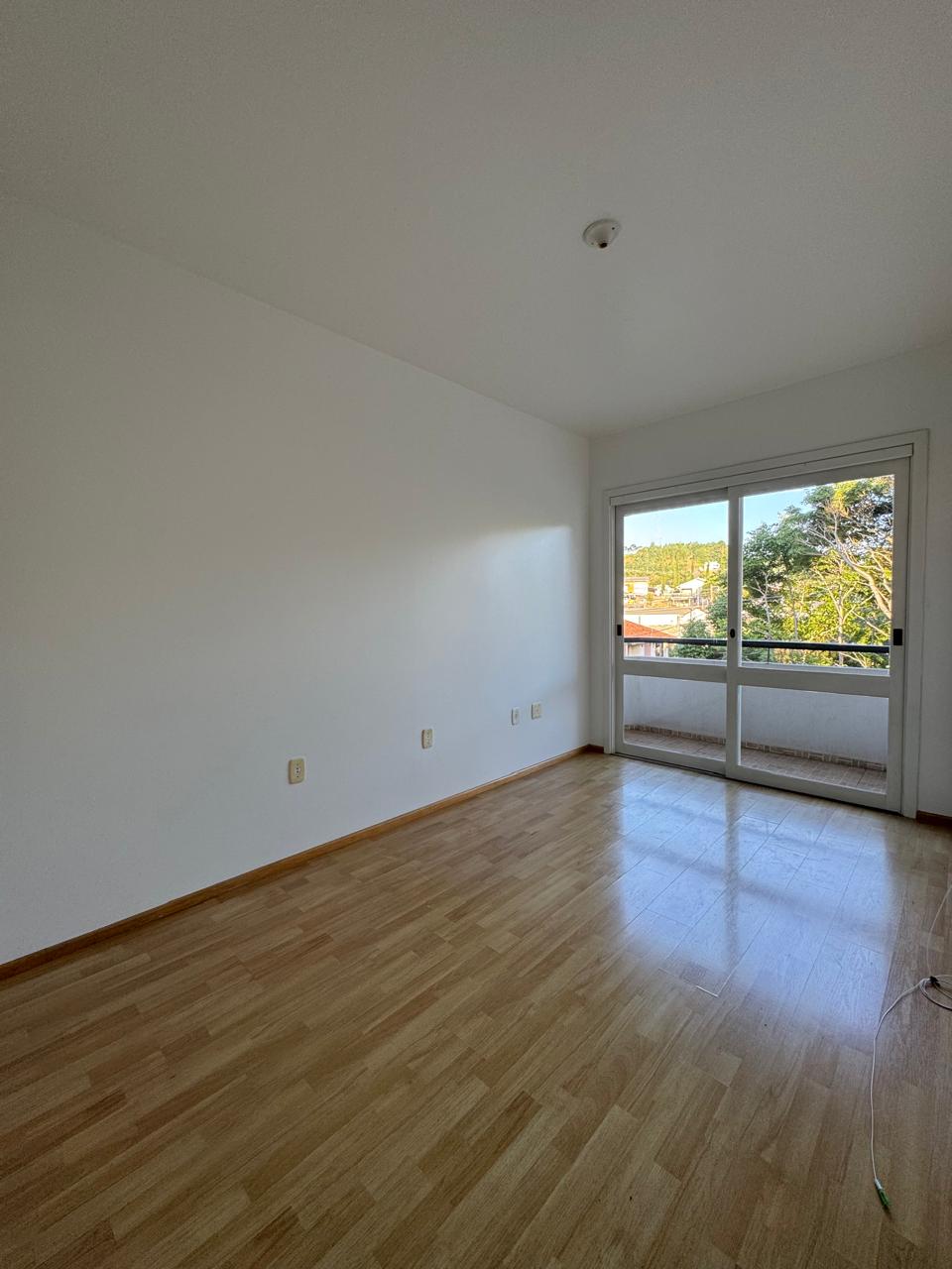 Apartamento com Sacada, Boa Iluminação Natural e Ambientes Amplos - Foto 8