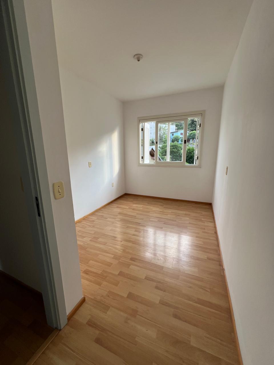 Apartamento Bem Iluminado com Vista Aberta e Ambientes Amplos - Foto 4