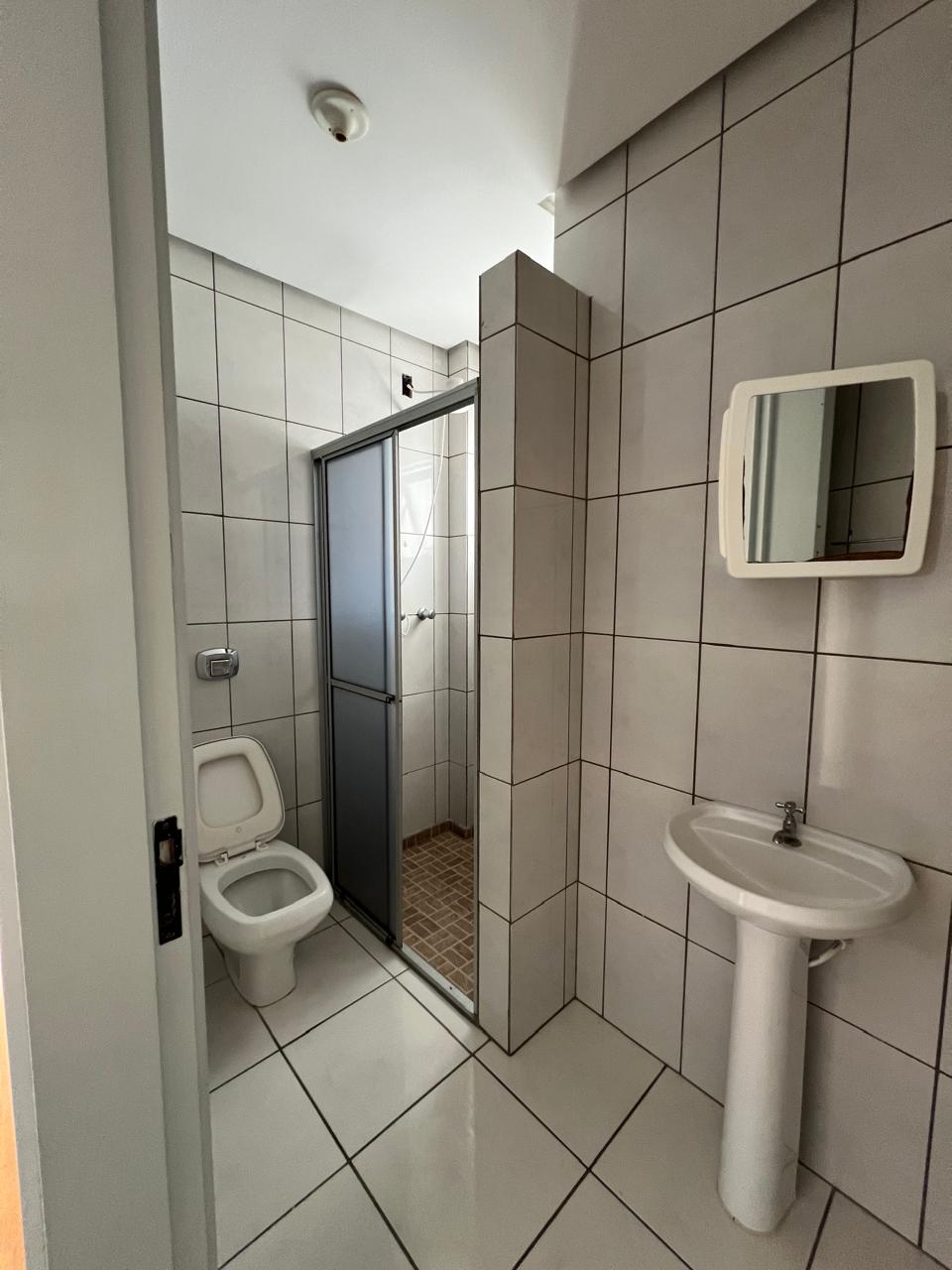 Apartamento Bem Iluminado com Vista Aberta e Ambientes Amplos - Foto 2