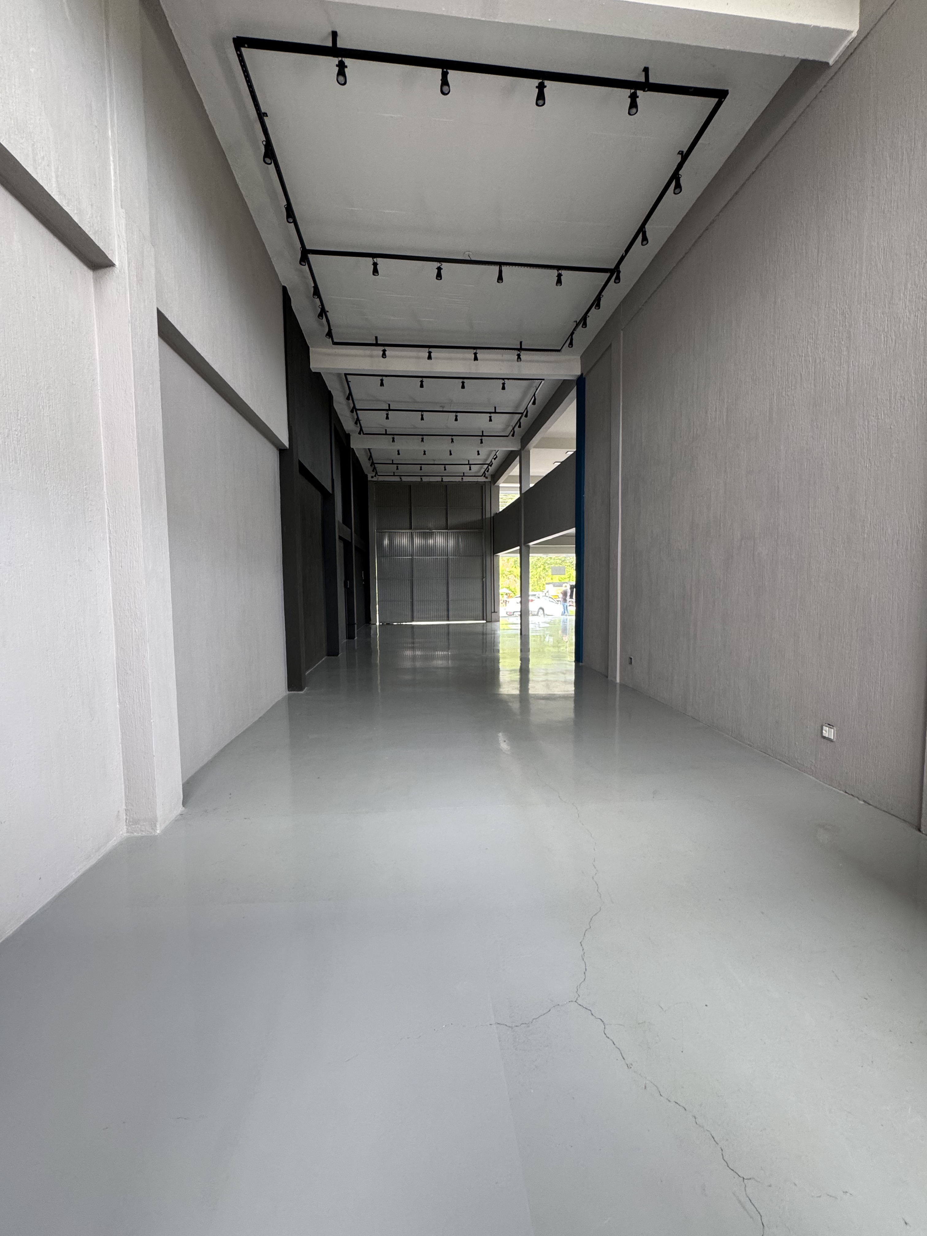 Imóvel comercial amplo, moderno e versátil - Foto 9